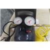 Image 3 : Campbell Hausfield 3 Gallon Portable Air Compressor 