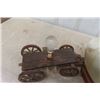 Image 6 : 14'' x 18'' Covered Wagon Lamp 