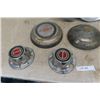 Image 4 : Assorted Hubcaps, Center Caps and Beauty Rings - Chevy, Packard 