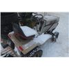 Image 5 : Craftsman 18 HP Riding Mower with 44'' Mower 