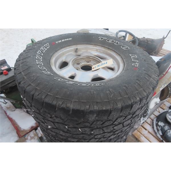 Set of 4 Toyo Open Country Xtreme LT 305-70 R16 Tires, Worn Chevy/GMC 1500 Series 6 Bolt Tires 