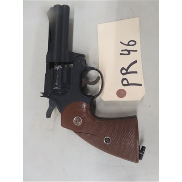 Crosman Model 357 Six Pellet Pistol up to 435 FPS- untested - AS IS - cracked grip