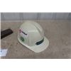 Image 3 : 4 Wood Levels, White Hard Hat 
