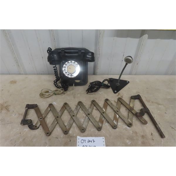 Antique Bakelite Phone, Switchboard Operators, Microphone, Telephone Operators Phone Flex Extension 