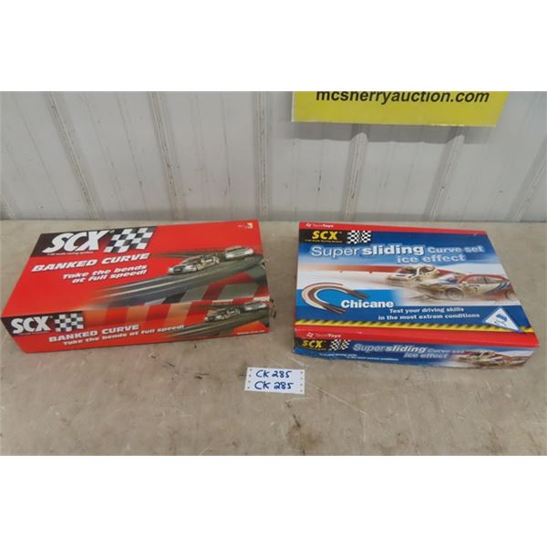 SCX 1:32 Racing System Banked Curve + Super Sliding Curve Sets in Boxes