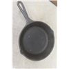 Image 4 : 3 Cast Iron Frying Pans - 10.5", 9.5", 8.5" - 2 Lodge + 1 Unmarked