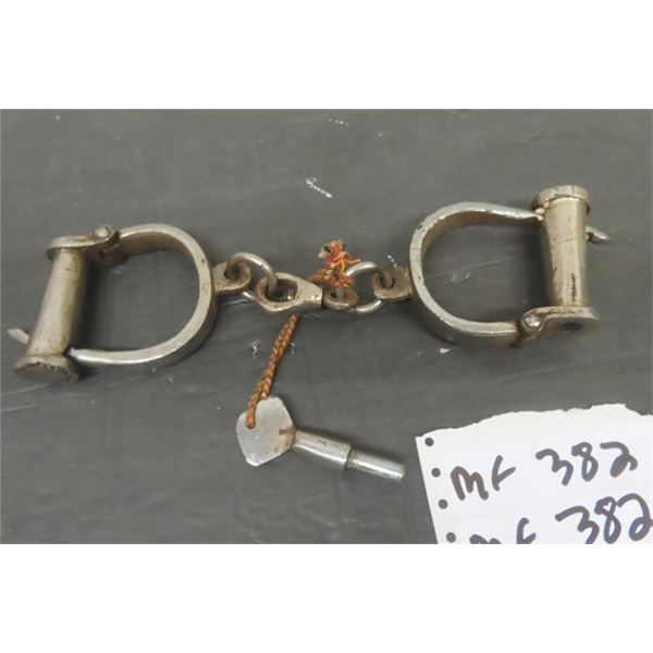 Hand Cuffs/ Chackles with Keys