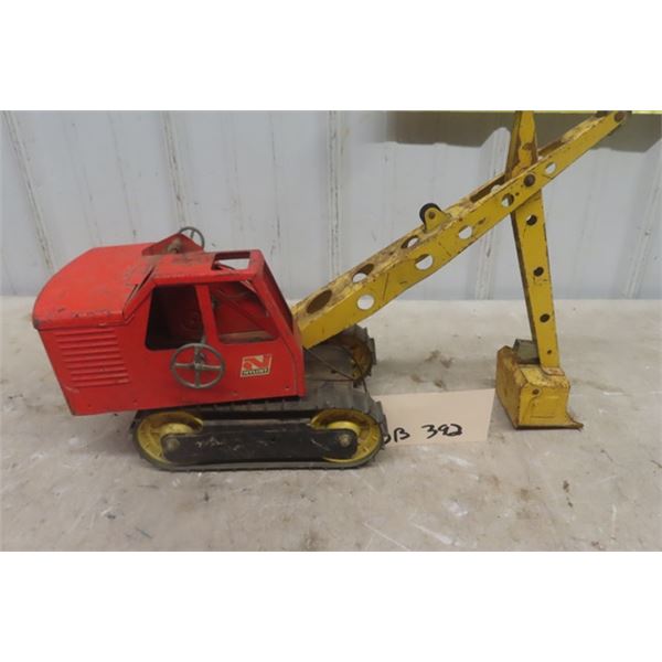 Nylint Pressed Metal Dragline 6" x 13" x 20" 