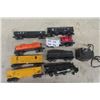 Image 1 : 8 pc Lionel Train Set with Transformer