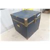 Image 2 : Small Trunk 14" x 14" x 14" 