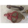 Image 2 : Cast + Wood Pulley, Brass Ornate Door Knobs, Large Barn Door Pull Handle, Hook