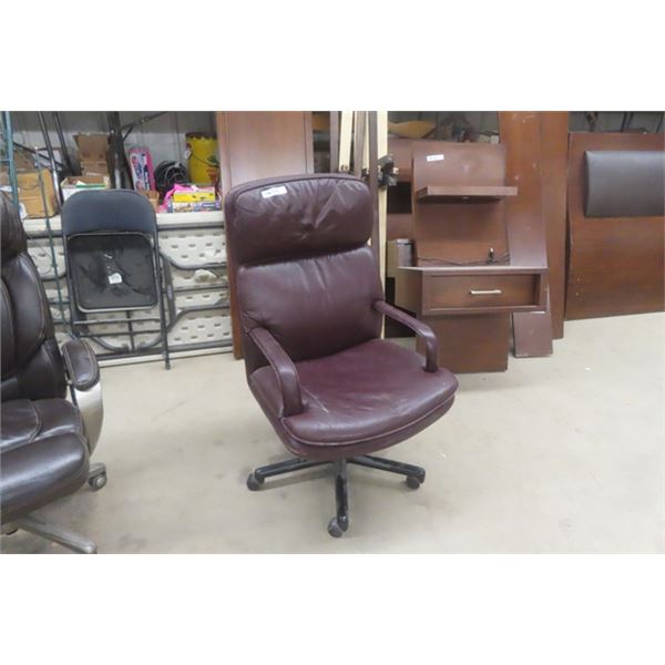 Executive Leather Swivel Office Chair - Burgundy 