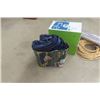 Image 2 : Thomas & Betts IPT 80s Light Fixture 2 Bulbs 48'' , Box Leviton 5E Wire Extension Cord, Inflatable M