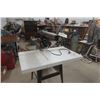 Image 1 : Craftsmen/Sears 10'' Radial Arm Saw with Stand 