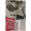 Image 7 : Assorted Air Tools - Sander, Chisel, Die Grinder, Air Nibbler, Regulator, Plus More 