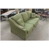 Image 2 : Green Cloth Sofa / Hide-a-Bed 31" X 36" X 77" 