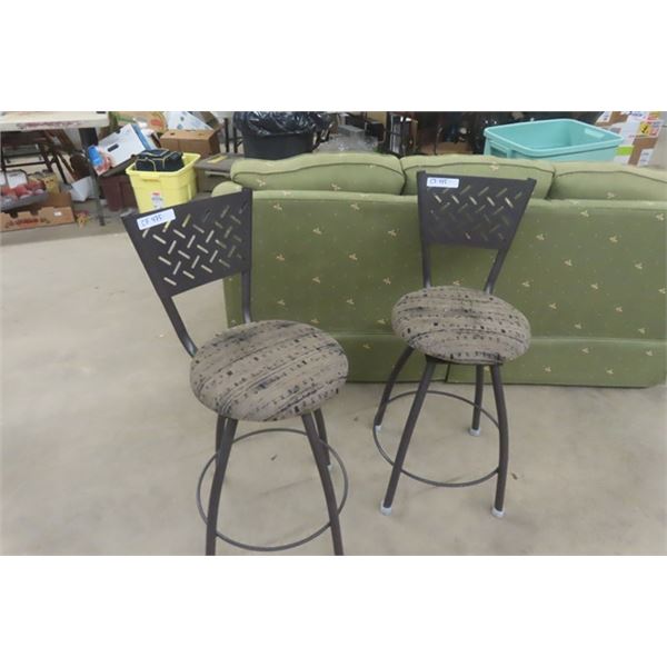 2 Metal with Upholstered Seats Swivel Bar Stools 15" x 17" 36" 