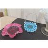Image 4 : 5 Pieces Fenton Glassware - 3 Baskets, 1 Dish, 1 Fan Style Vase 8'' Tall