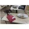 Image 1 : Vintage Scale with Weight + Extra Pan