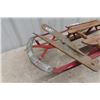 Image 3 : Children's Wooden Sleigh - some broken wood pieces