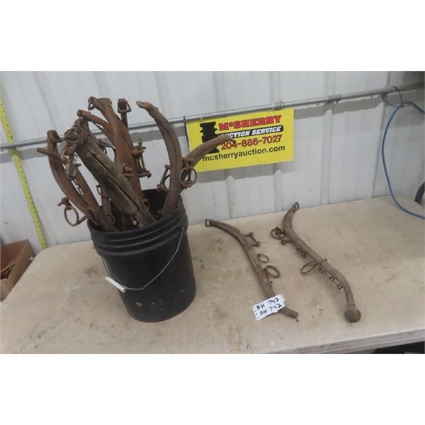 10 ( 5 Sets) Horse Hames