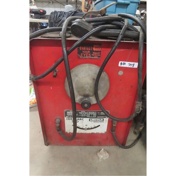 Lincoln 250 Welder with Cable