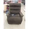 Image 1 : Medi Lift Recliner