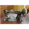 Image 2 : Vintage Singer Treadle Sewing Machine in Cabinet - 7 Drawer