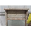Image 2 : 2 Meat Grinders, Washboard, Round Screen, Pelouze Family Scale