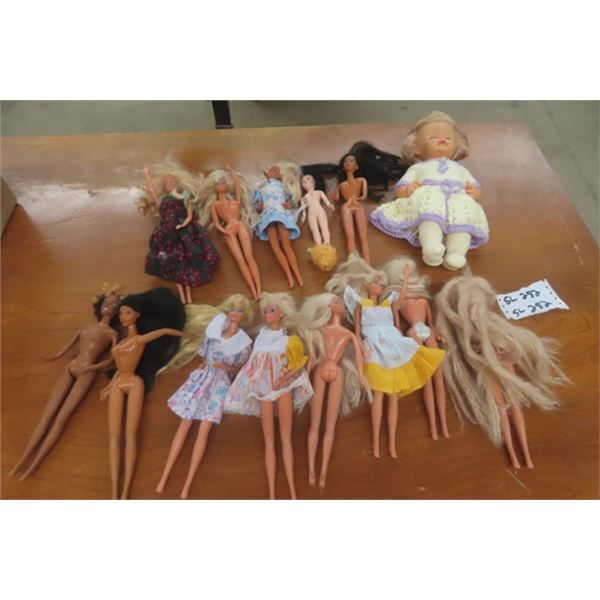 14 Dolls - Most Barbies - 1960s + Up 