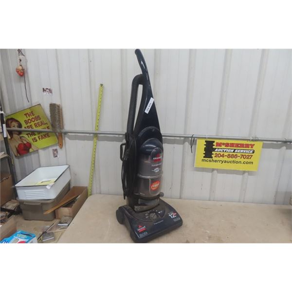 Bissell Cleanview Bagless 12 Amp Upright Canister Vacuum