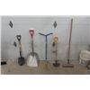 Image 1 : Lot of 5 Garden/ Yard Tools: Shovels, Garden Claw, Edger, Rake