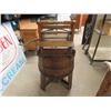 Image 5 : Wooden Barrel Washing Machine with Supreme Wringer 24"w by 29" t