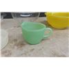 Image 5 : Pyrex Bowls, Glass Bowls, Jadeite Creamer, Milk Glass Bowl