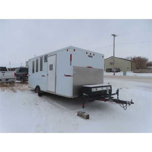 Deluxe Ice Fishing Castle