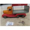 Image 1 : GoSo Coca-Cola Tin Wind Up Delivery Truck with Key 3" x4" x 8"