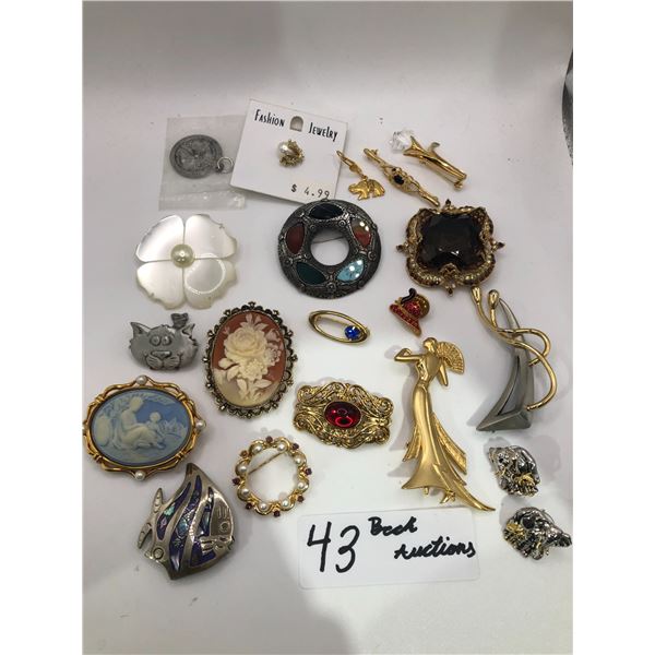 Assortment Of Beautiful Costume Broaches
