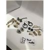 Image 1 : Assortment Of Costume Earrings