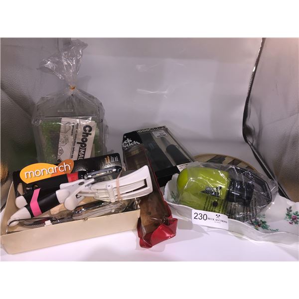 Assorted Kitchen Supplies