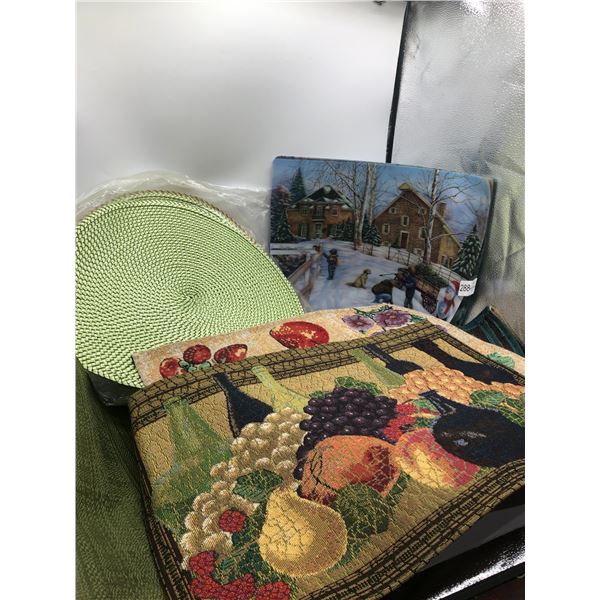 Large Assortment Of Place Mats And Linen