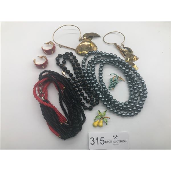 Beautiful Set Of Costume Jewelry