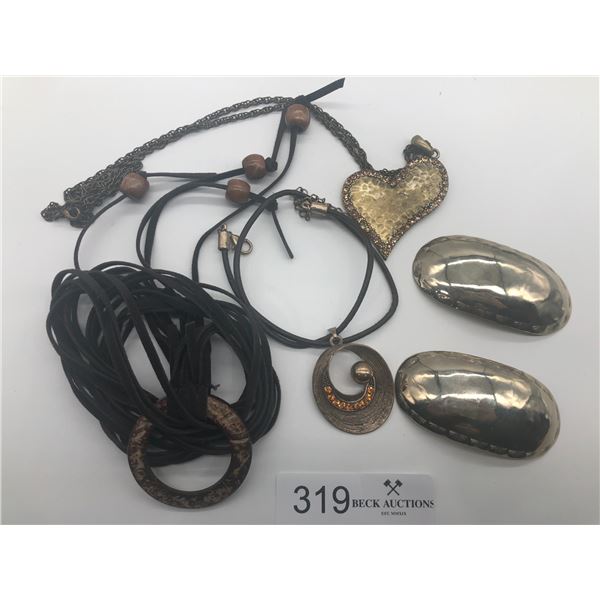 Beautiful Set Of Costume Jewelry