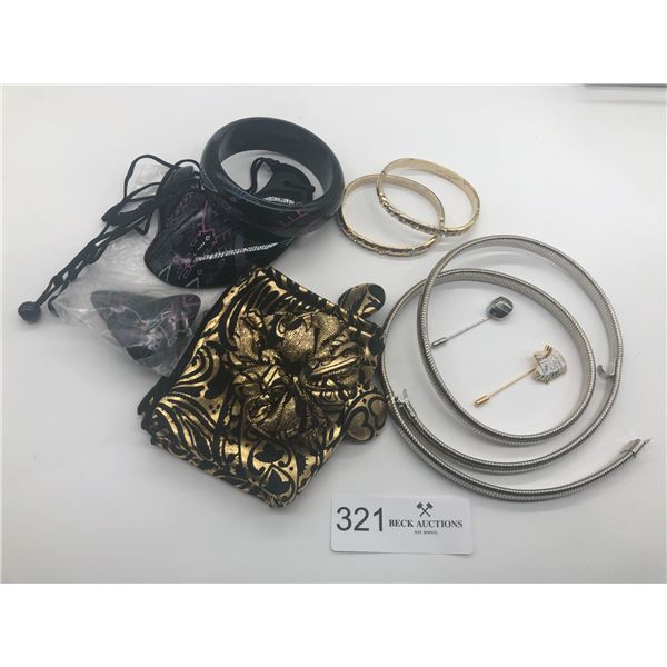 Beautiful Set Of Costume Jewelry And Accessories