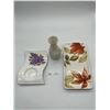 Image 1 : Glass Vase and serving trays