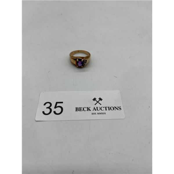 10K Gold ring with amethyst stone