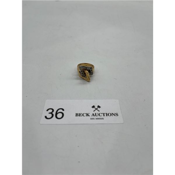 14K Gold ring with buckle design