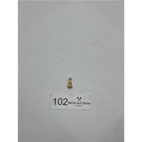 18KCP Gold nugget pendant
