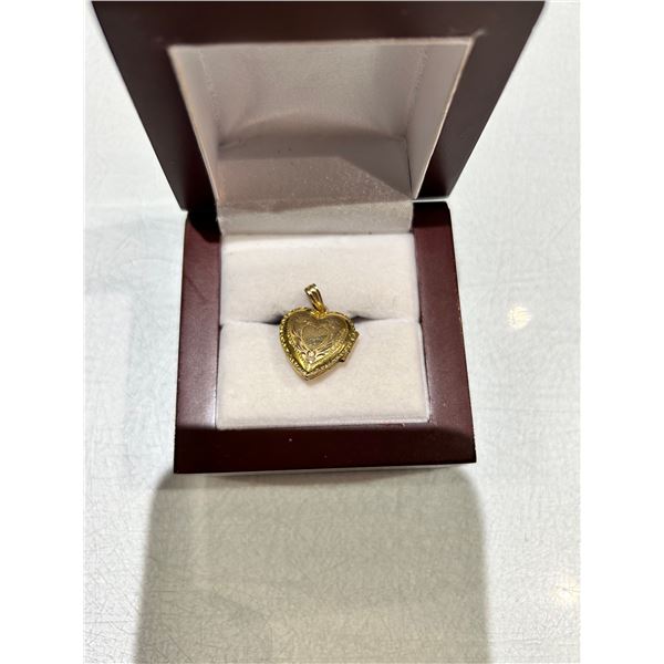 12K Gold Heart Pendant
