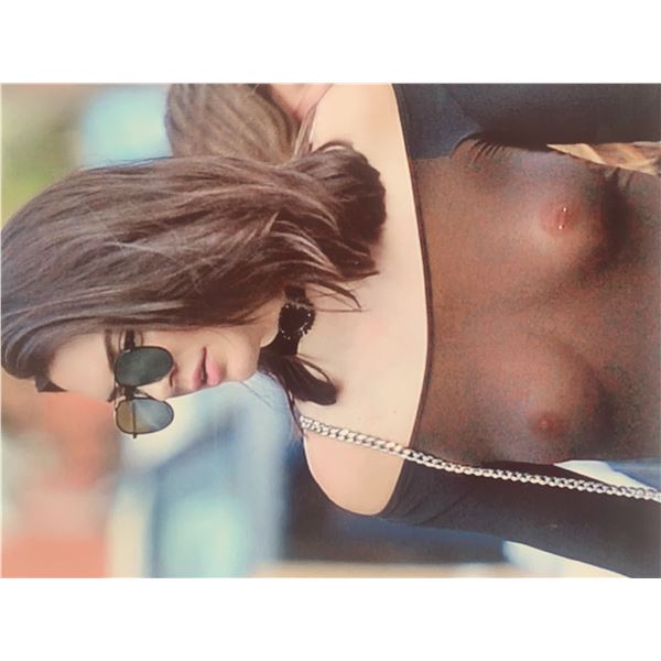 Kendall Jenner unsigned photo