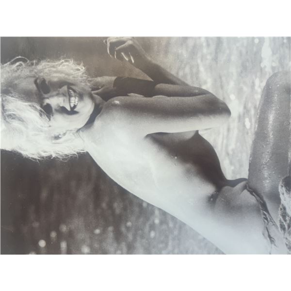 Marilyn Monroe unsigned photo